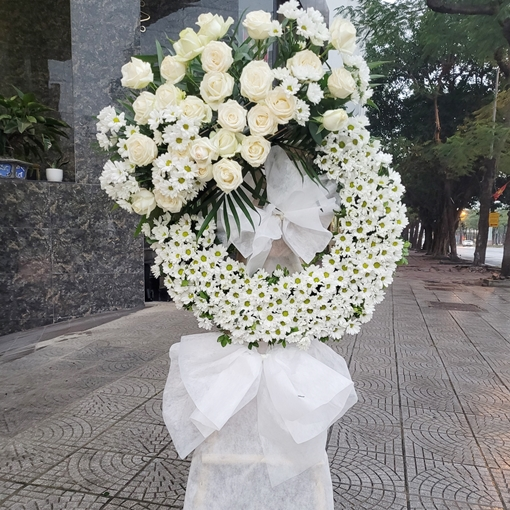 100 lời chia buồn trong đám tang ý nghĩa và cảm động nhất 17 hoa cuc trang tang le