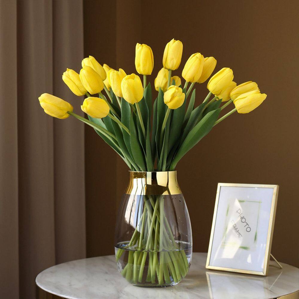 9 loại hoa có màu vàng ngày tết và ý nghĩa 30 Y-nghia-hoa-tulip-vang