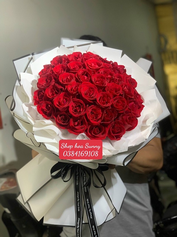 Bó hoa hồng đỏ đẹp tặng người yêu tại Shop Hoa Tươi Sunny