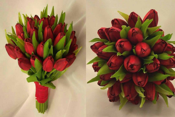 Hoa-cuoi-cam-tay-tulip-do