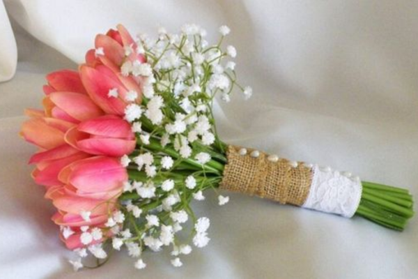 Hoa-tulip-hong-mix-cung-hoa-baby