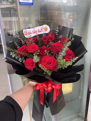 Hoa hồng được coi là món quà lãng mạn nhất để gửi đến những người yêu thương trong ngày lễ tình nhân