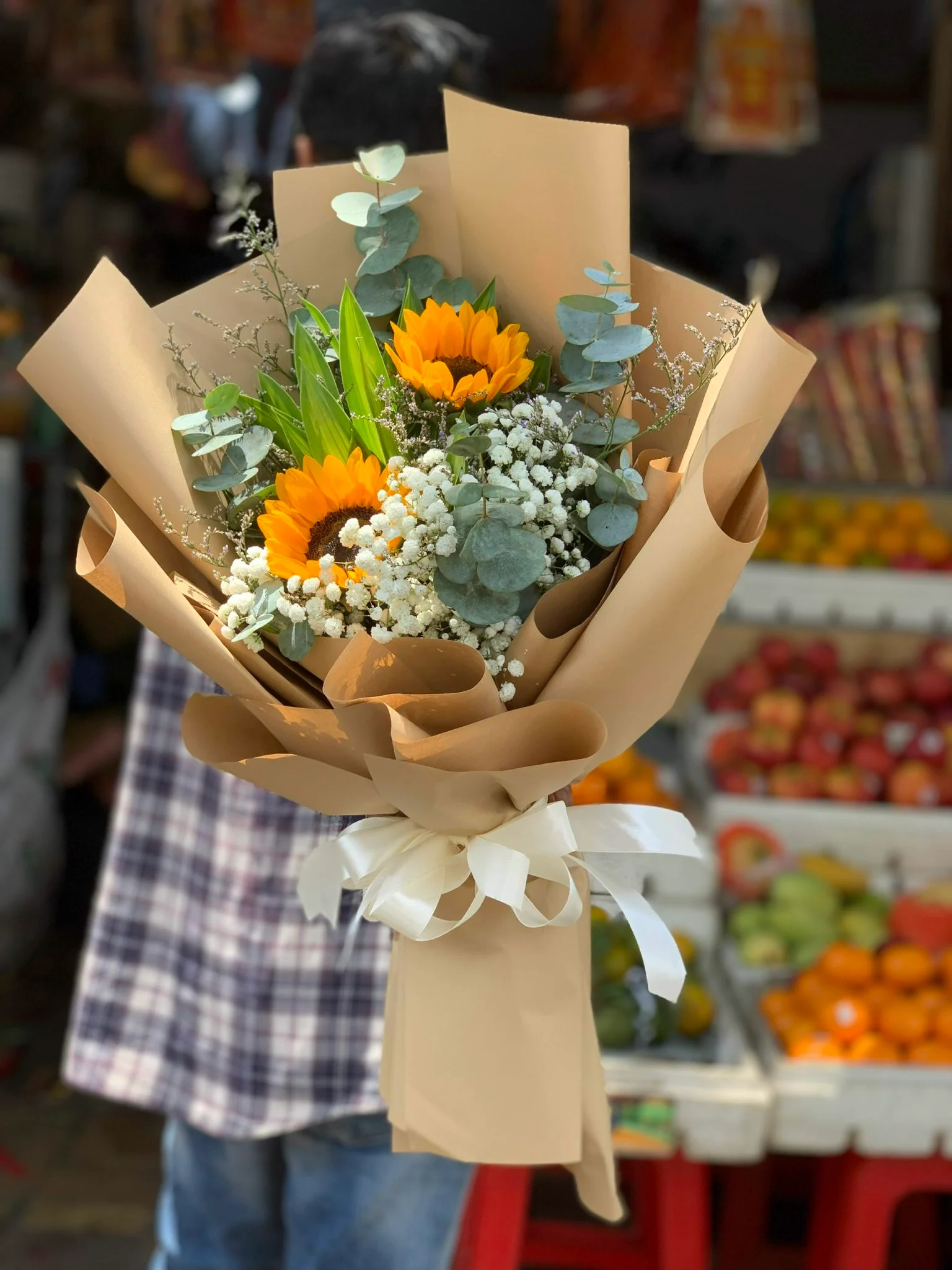 Top 35+ Mẫu bó hoa tặng đại biểu, hội nghị sang trọng 36 bo-hoa-huong-duong-thanh-lich-tang-dai-bieu-khach-moi