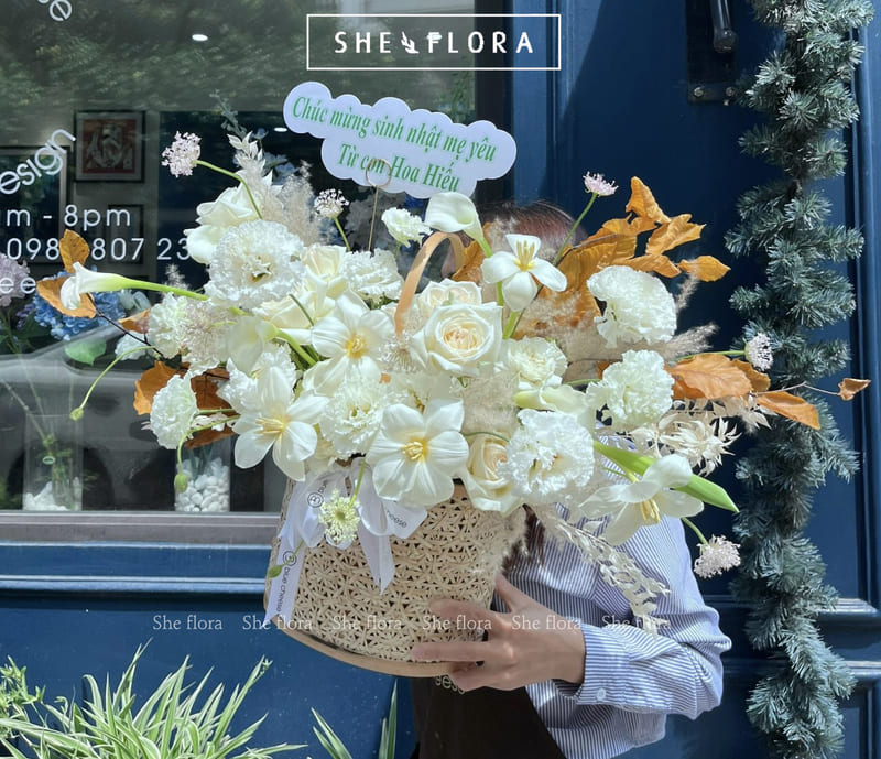 10 Cửa hàng hoa tươi Hà Nội đẹp ngất ngây 23 Cửa hàng hoa She Flora tại Hà Nội