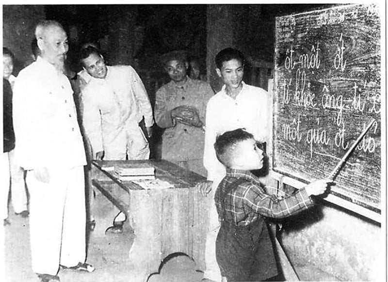 lịch sử ngày 20-11