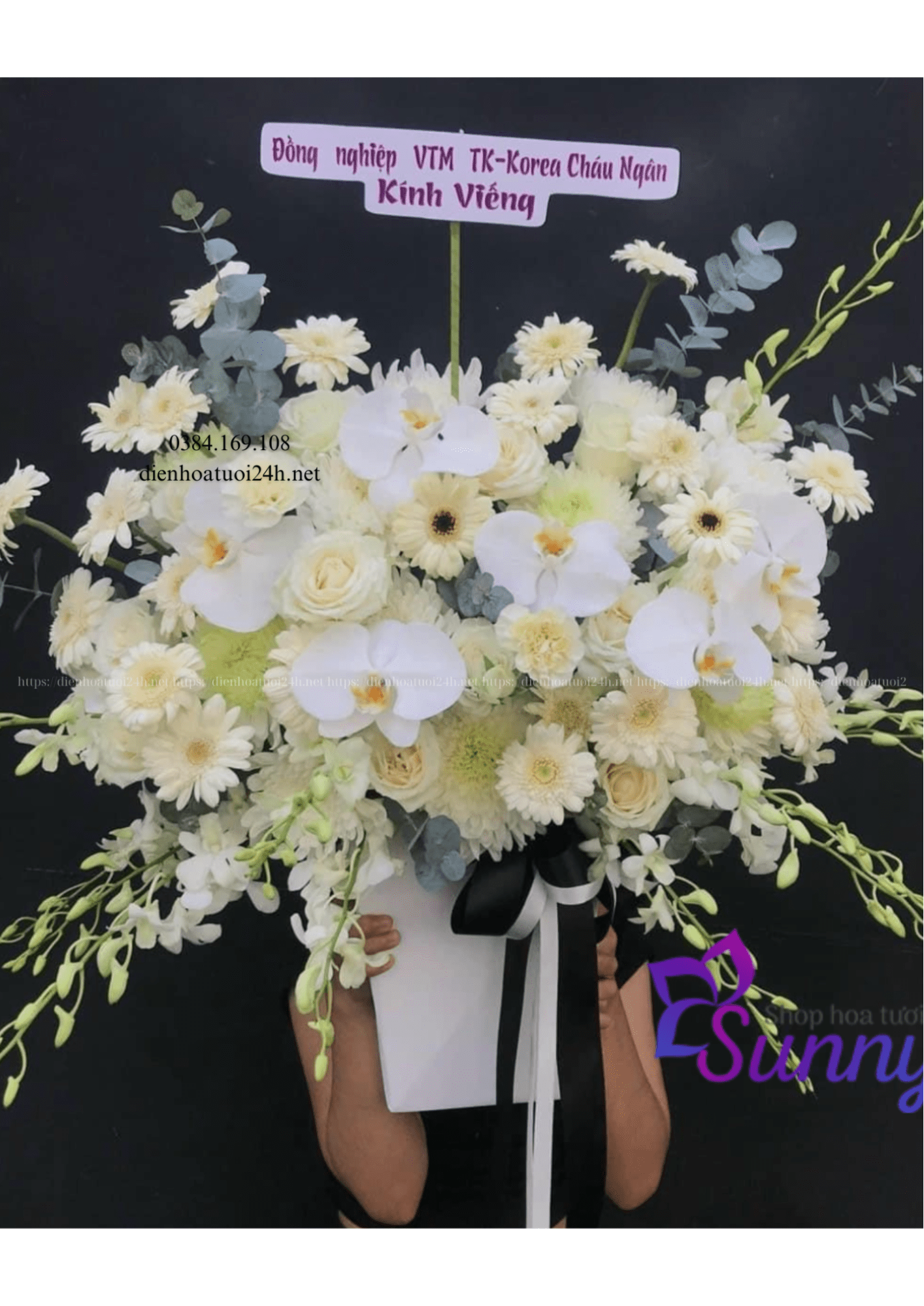 Điện Hoa Quận 7 TP HCM - Nơi Cung Cấp Hoa Tươi Uy Tín 6 Giỏ hoa tang lễ - thể hiện sự đồng cảm và xoa dịu