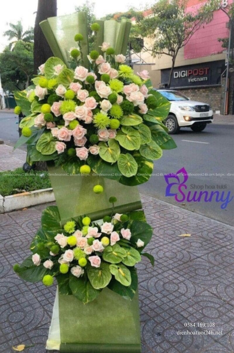 hoa khai trương quận 2