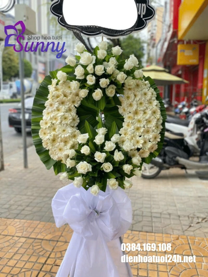 Đặt hoa đám tang Bình Thạnh giá rẻ, giao nhanh trong 1 giờ 8 sản phẩm hoa tang lễ