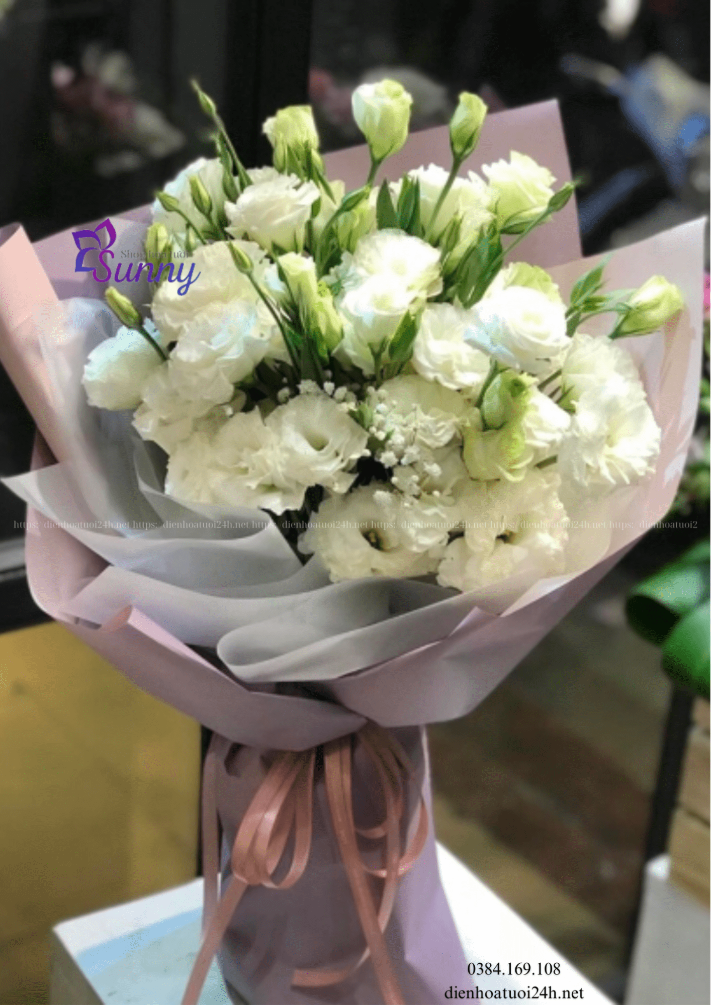 Cát tường trắng ở shop hoa tphcm Cát tường trắng ở shop hoa tphcm