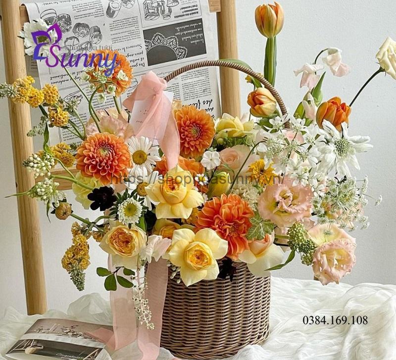 Giỏ hoa chúc mừng ý nghĩa