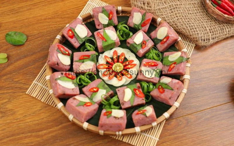 Top 15 Món Quà Tặng Bác Sĩ Ý Nghĩa Và Thiết Thực 27 Nem chua - đặc sản nổi tiếng của Thanh Hóa